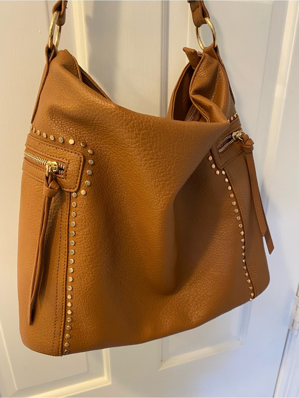 Caramel Slouchy Studded Hobo Shoulder Bag.  Pebbly grain. Many features NICE